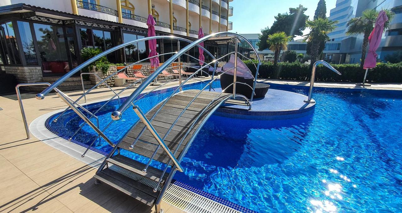 Hotel Miramare Vodice Eksteriør billede