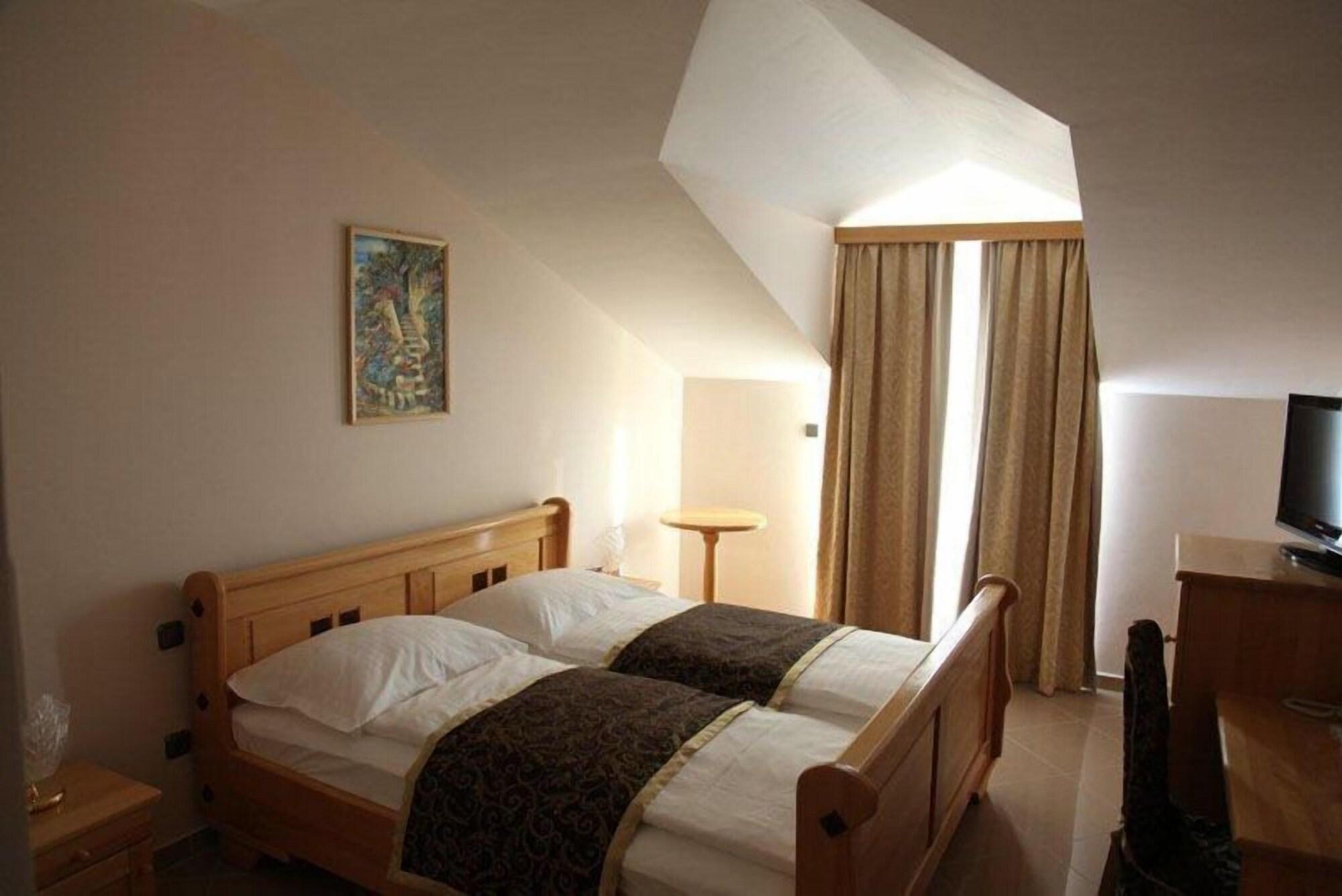 Hotel Miramare Vodice Eksteriør billede