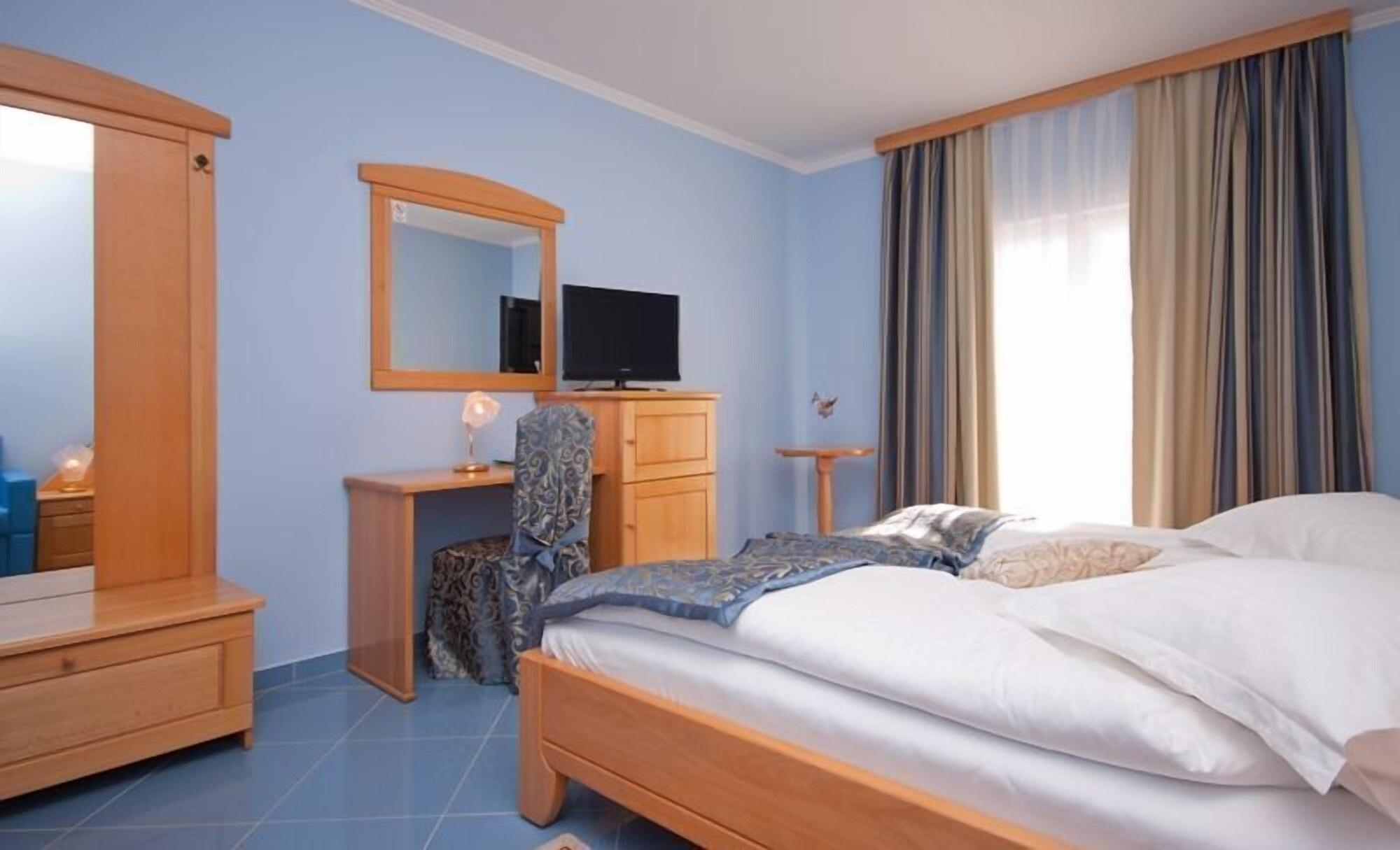 Hotel Miramare Vodice Eksteriør billede