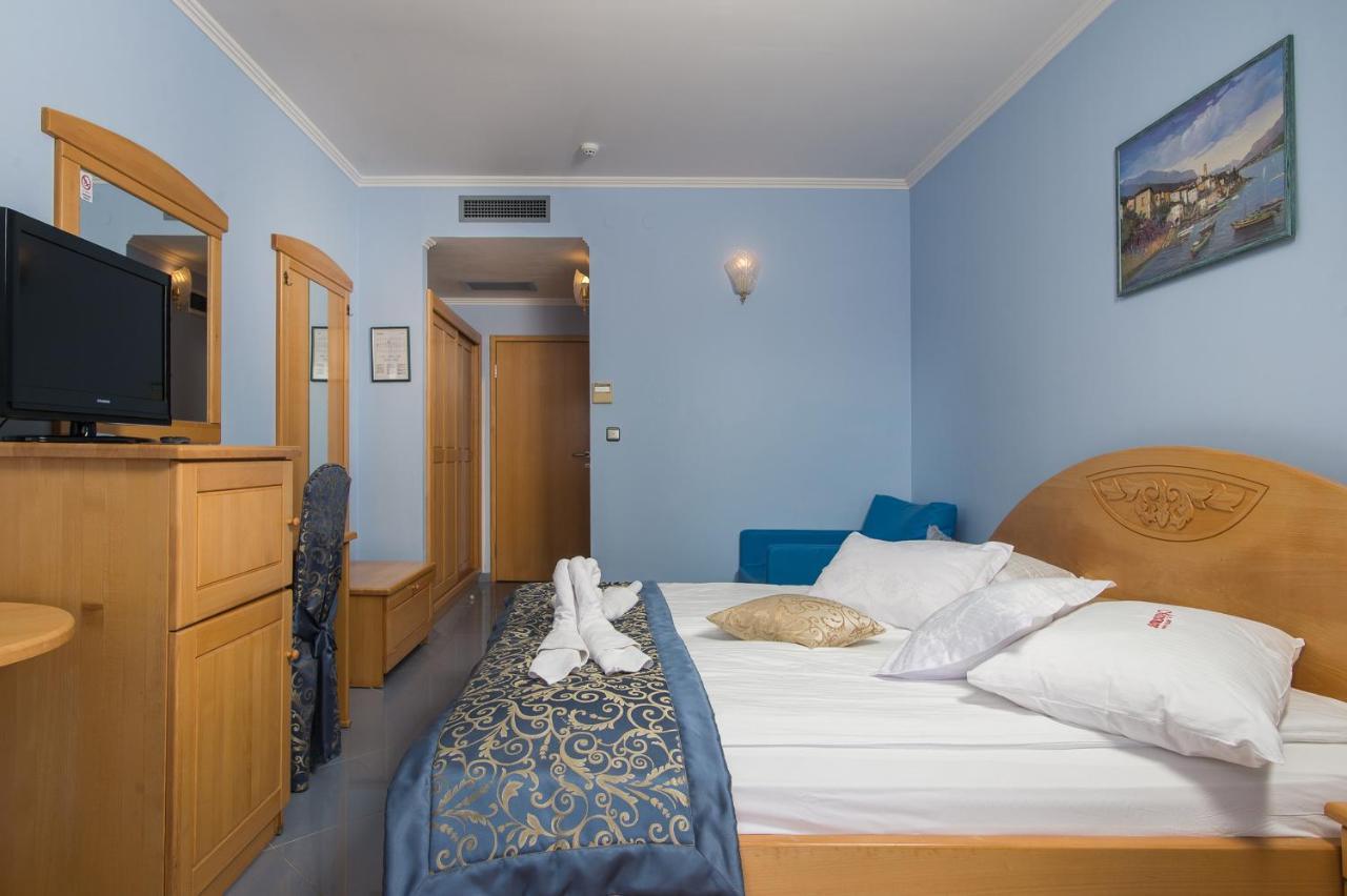 Hotel Miramare Vodice Eksteriør billede