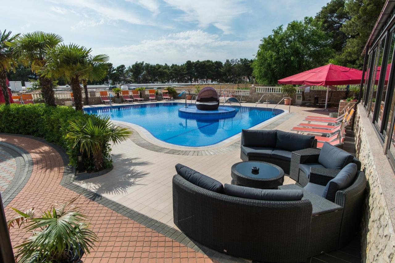 Hotel Miramare Vodice Eksteriør billede